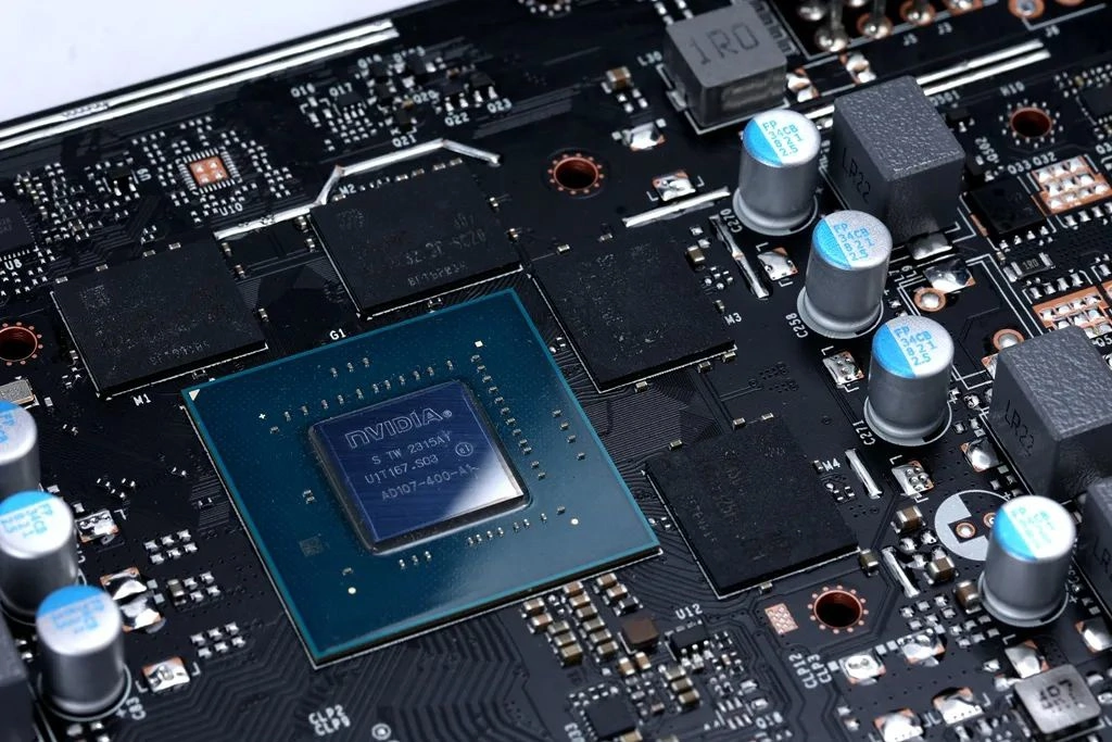 RTX 4060 graphics card equipped with Nvidia's AD107 CPU